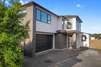14 Rathmullen Place, Pinehill