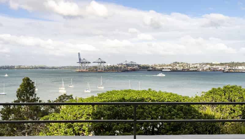 Apt M6/45 Stanley Point Road, Devon Park, Devonport