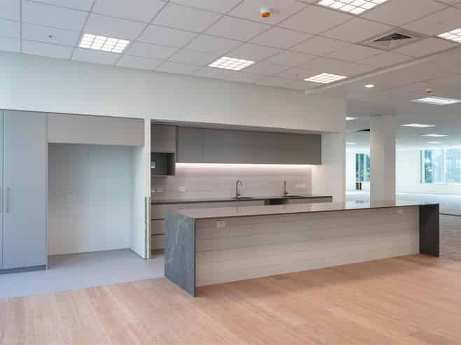 CBRE - LARGE OFFERING MAHUHU CRESCENT