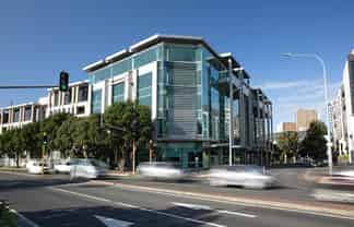 CBRE - LARGE OFFERING MAHUHU CRESCENT