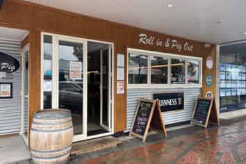 Proven Hospitality Gem in Picton – The Thirsty Pig