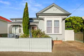 18 Aurora Street, Petone
