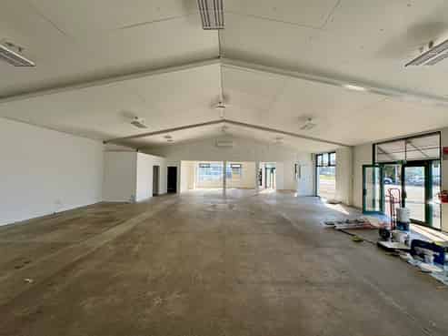 Your HQ With Muscle - Office + Storage Solution