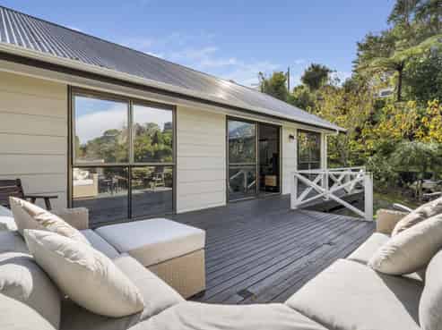 6B Spencer Place, Merrilands