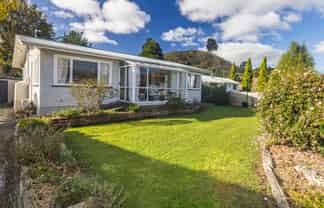 7 Wilson Road, Hunterville