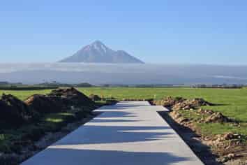 3626 South Road, Opunake