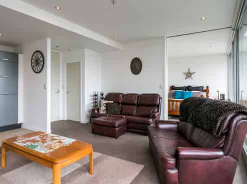 B104-14 West Quay, Ahuriri