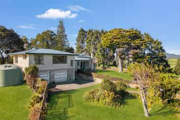 3001 State Highway 2, Waitakaruru