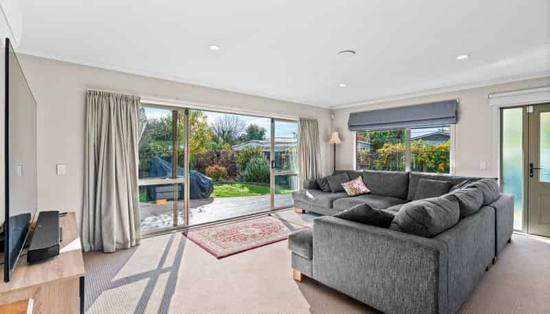 1 Sackville Street, Martinborough