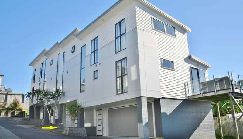 1/16A Woodall Place, Totara Vale