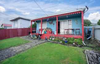 118 Barrow Street, Bluff