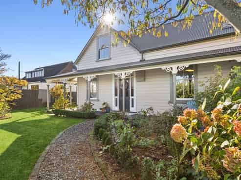 75 Ellis Street, Brightwater