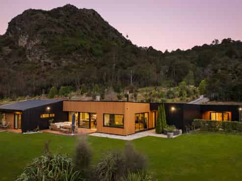 42 Tui Drive, Glenorchy