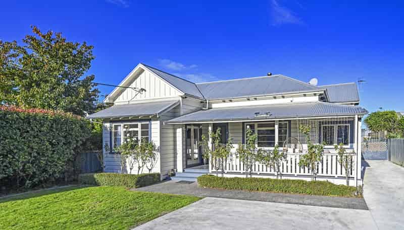 813 Caroline Road, Hastings