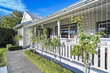 813 Caroline Road, Hastings