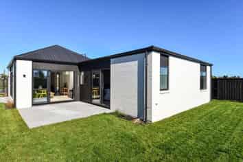 15 Tiroake Street, Ruakura