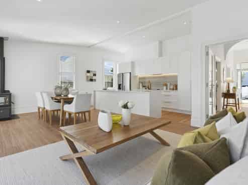 4 Clarence Road, Northcote Point