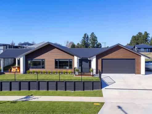 178 Harakeke Drive, Wharewaka