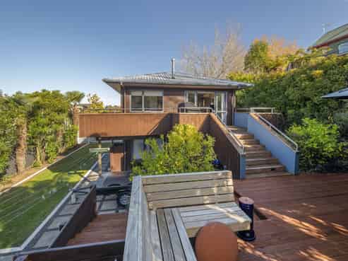 8 Brunette Drive, Acacia Bay