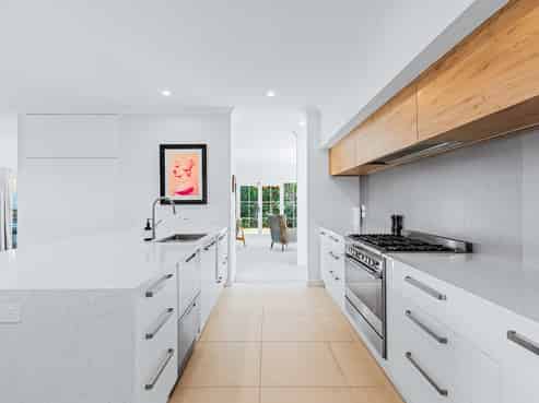 18 Chateau Crescent, Rangatira Park
