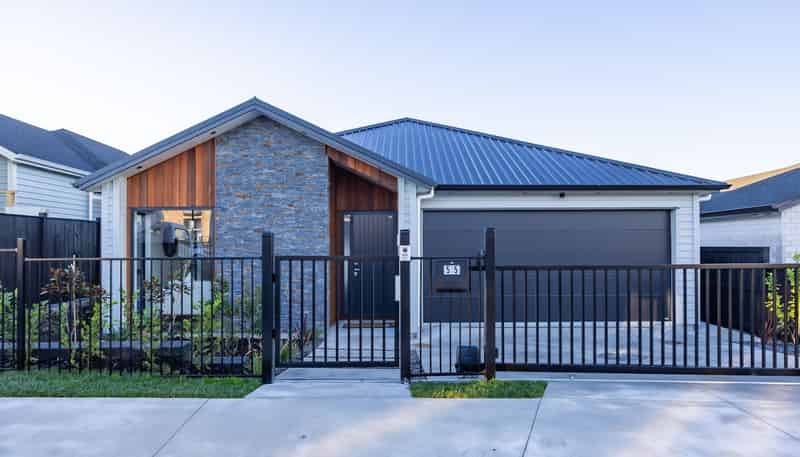 55 Tipu Crescent, Milldale