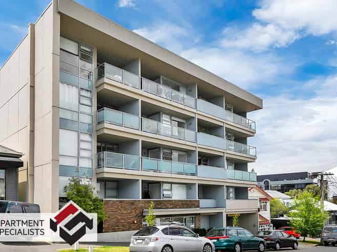 33 Mackelvie Street, Grey Lynn