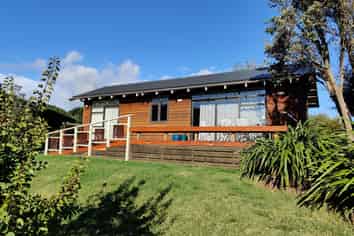23 Paetawa Road, Waikanae
