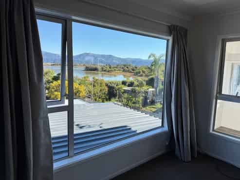 2/118 Trewavas Street, Motueka