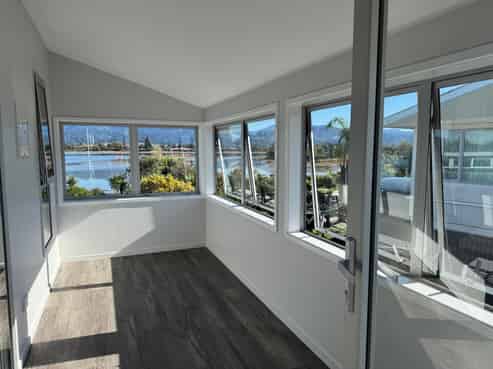 2/118 Trewavas Street, Motueka