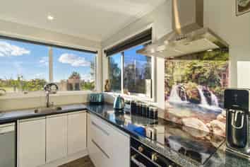 39 Seymour Place, Bellevue