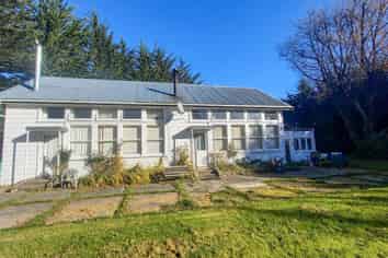 3 Sim Road, Pukemaori