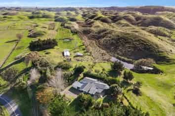 112 Hokio Sand Road, Levin