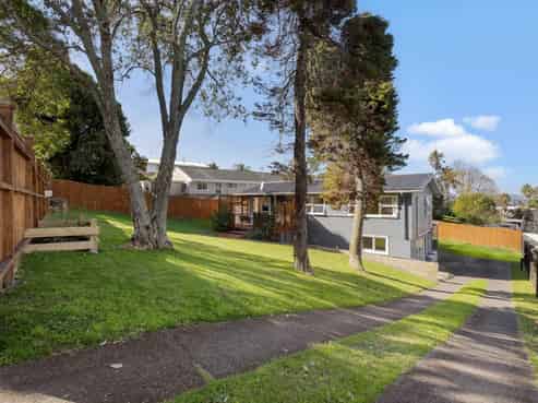 14 Simkin Avenue, Saint Johns