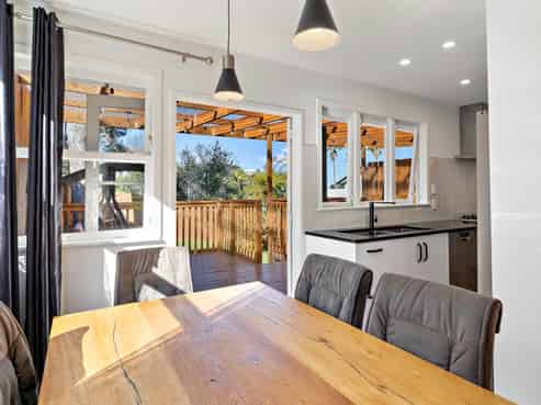 14 Simkin Avenue, Saint Johns