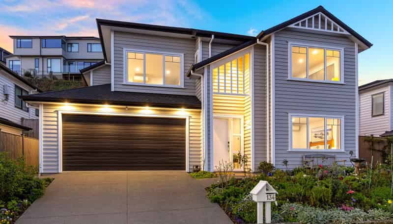 134 Arran Point Parade, Orewa