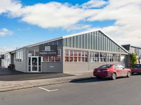 Industrial Warehouse – City Fringe Location