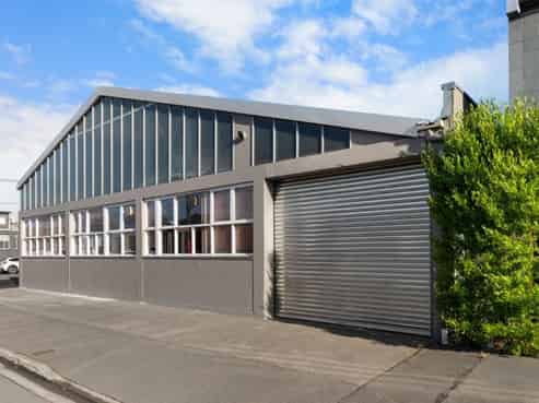 Industrial Warehouse – City Fringe Location
