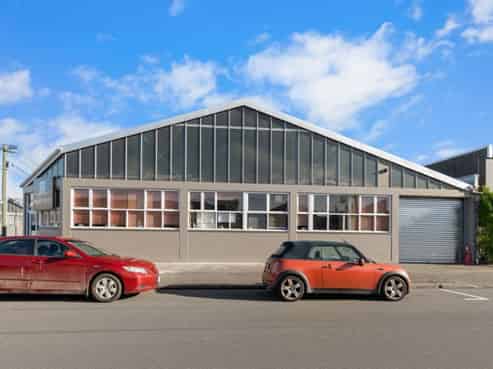 Industrial Warehouse – City Fringe Location