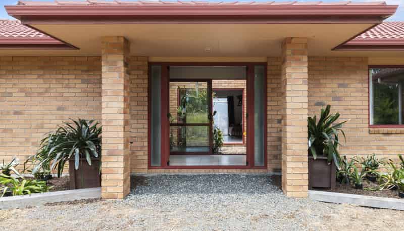 1370 East Coast Road, Redvale