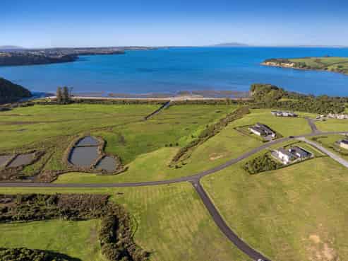 1 Taemai Place, Weiti Bay, Okura