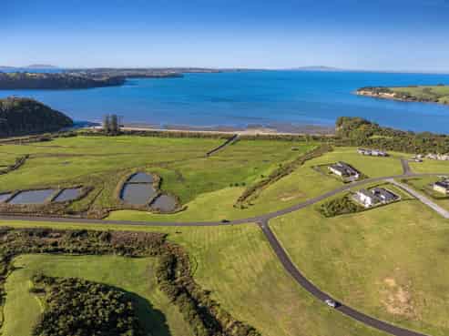 1 Taemai Place, Weiti Bay, Okura