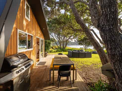 122 Mangakahia Drive, Whangapoua