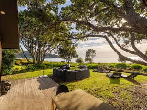 122 Mangakahia Drive, Whangapoua