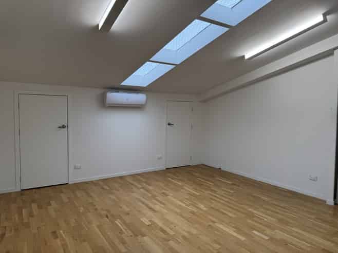 Glendene Warehouse with Showroom for Lease