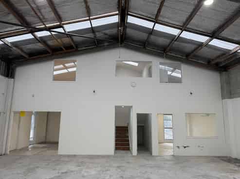 Glendene Warehouse with Showroom for Lease