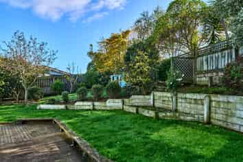 24 Saunders Close, Whitby