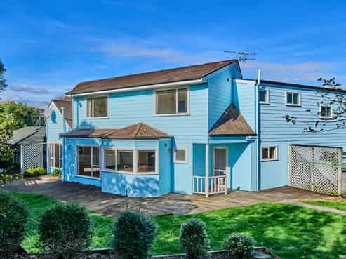 24 Saunders Close, Whitby