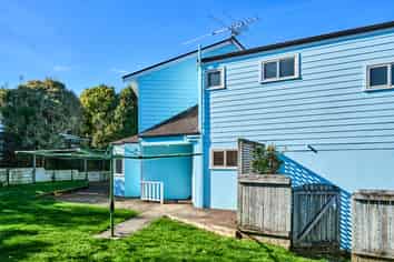 24 Saunders Close, Whitby