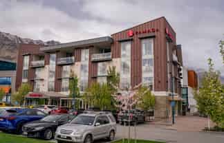 205 & 206/24 Hawthorne Drive, Frankton