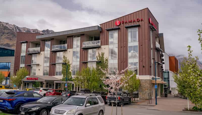 205 & 206/24 Hawthorne Drive, Frankton